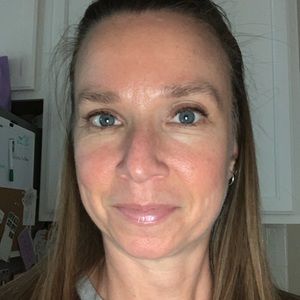 Meet your Posher, Stacy